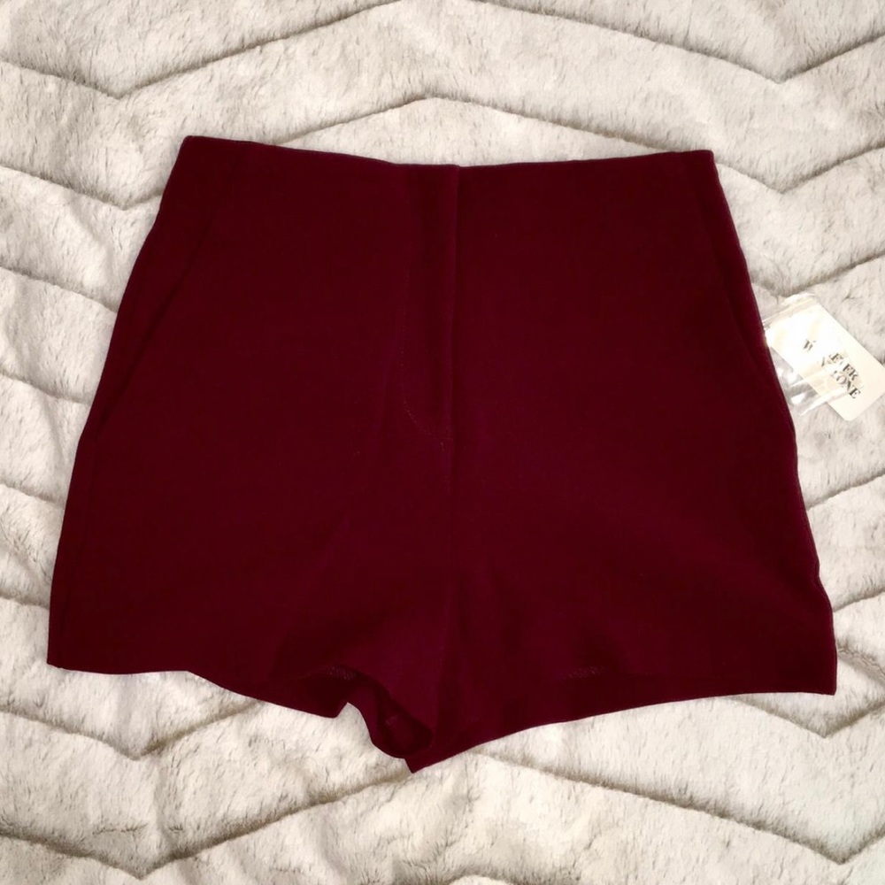 High-waisted Woven Shorts